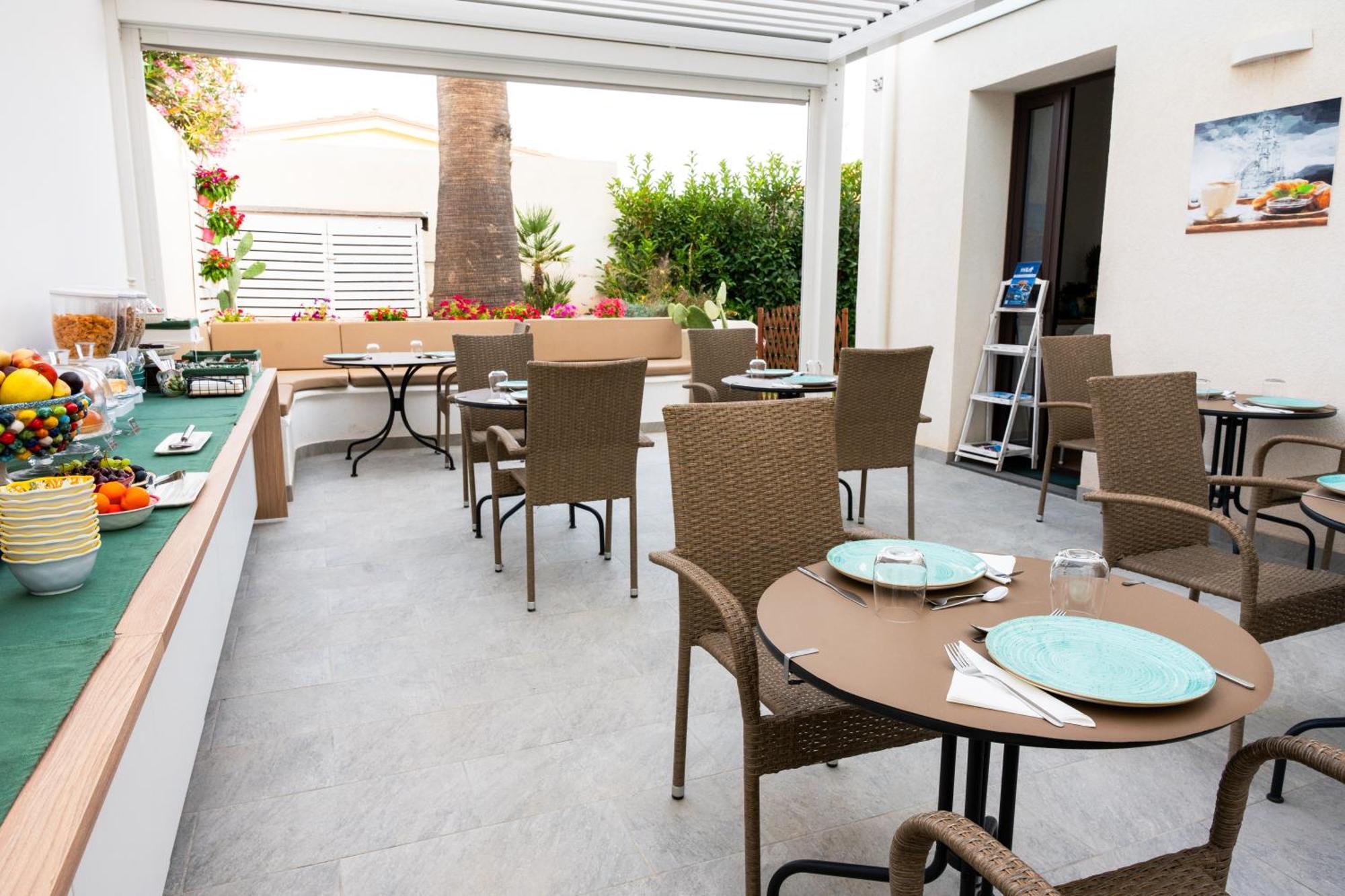 Elaia Rooms Lido di Noto エクステリア 写真