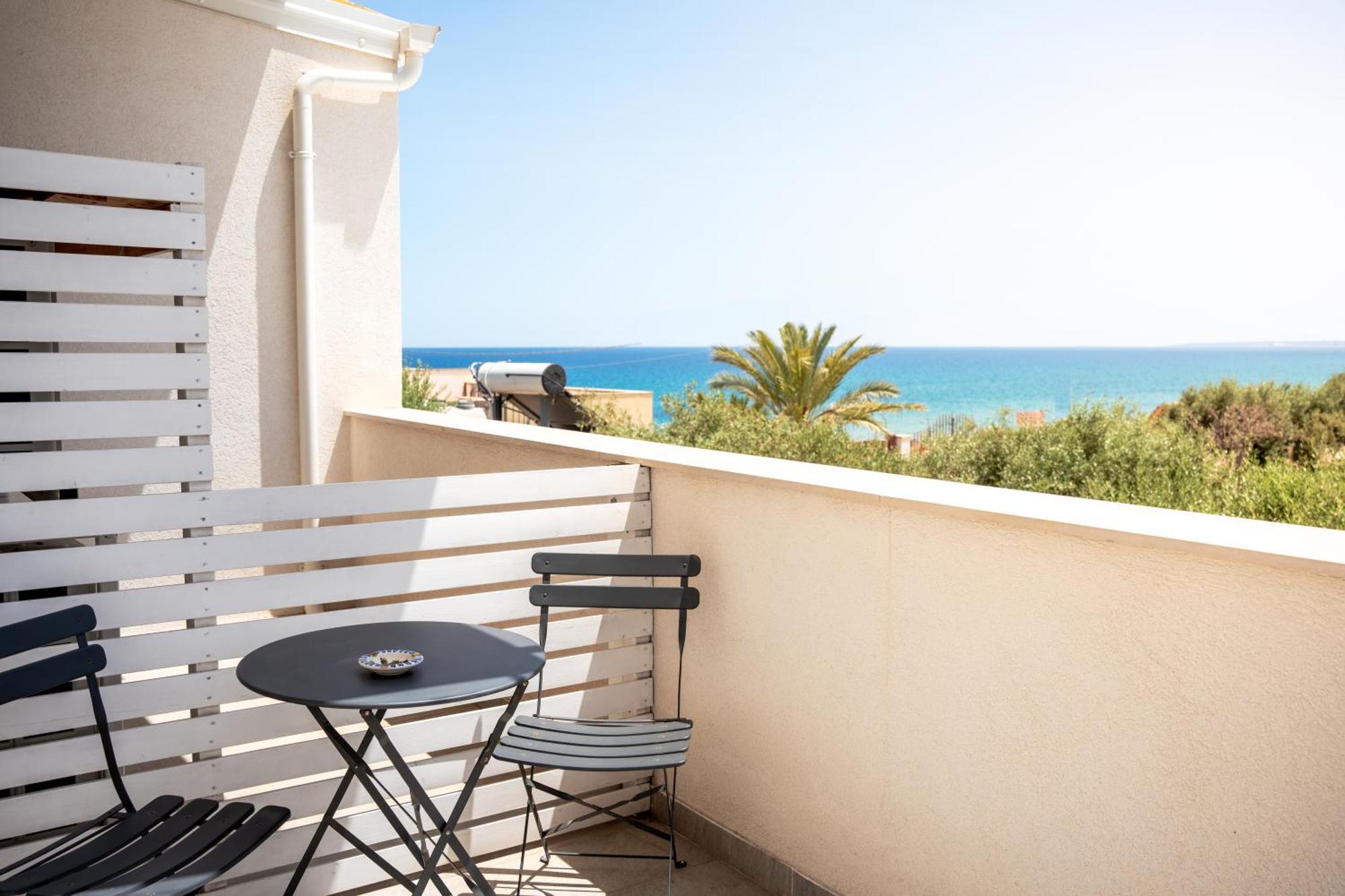 Elaia Rooms Lido di Noto エクステリア 写真